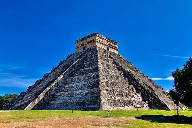 2-Day Trip of Main Yucatan Attraction Including Uxmal and Izamal - Uxmal and the detailed Puuc style