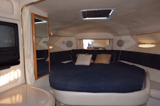 2-hour Private Sunset Cruise on a luxury yacht in Cancun Bay 25P18 - A realistic look at the value