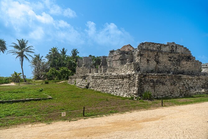 4x1: Coba, Cenote, Tulum and Playa del Carmen Tour from Cancun - The real start: pickups and bus changes