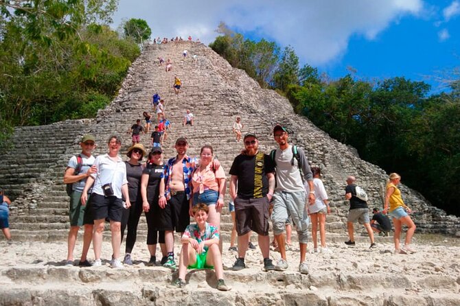 4x1 Full Day Tour: Tulum, Coba, Cenote and PDC, from Cancun - Regional lunch at the right moment