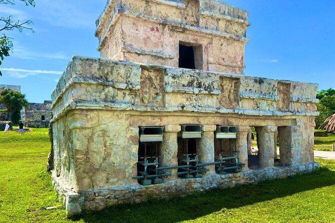 4X1 Tour to Tulum, Coba, Cenote and Playa Del Carmen - Playa del Carmen’s 5th Avenue finale