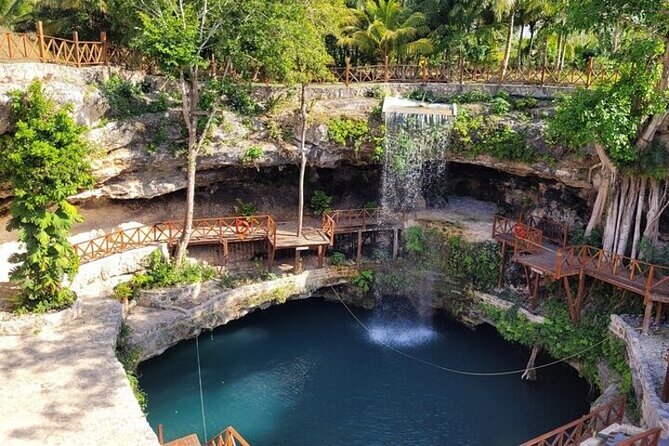 4x1 tour:Tulum/Coba,Cenote,Mayan Village& 5th Av Playa del Carmen - Buffet lunch and the Mayan village visit