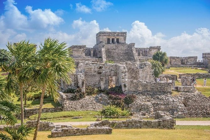 4X1 VIP Tulum, Coba, Cenote and Playa del Carmen Tour - A quick look at Playa del Carmen