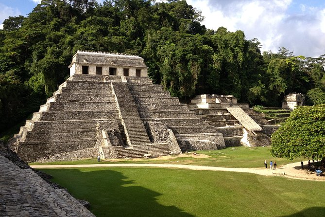 5 Days Mayan Heritage History Tour - Day 4: Edzna, Uxmal, and Merida after dark