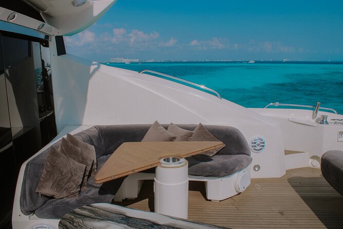 82 Feet Mega Yacht Rental up to 15pax in Cancun - What the $7,900 group price really means