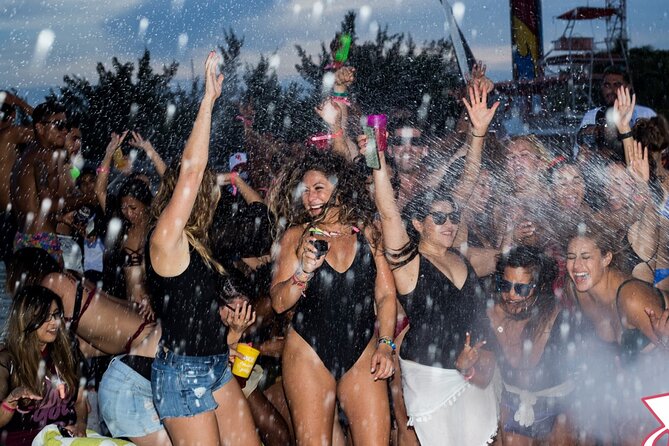 Adults only Hip Hop Sessions Boat Party Cancun - A Floating Club Along Cancun’s Coast