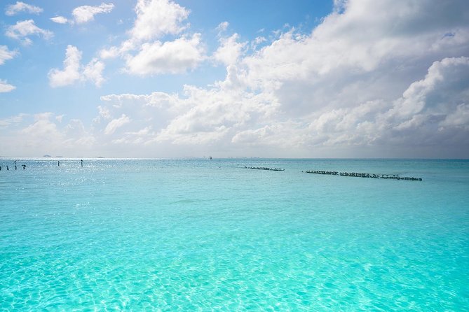 Airport transfers to Isla Mujeres - American Transfers and the service record