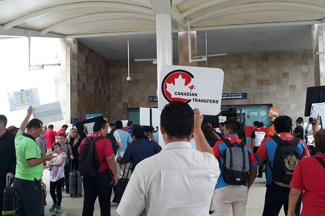 Airport Transfers to Puerto Juarez - Private van (ROUND TRIP) FLAT RATE - How the experience compares with a taxi or shared bus