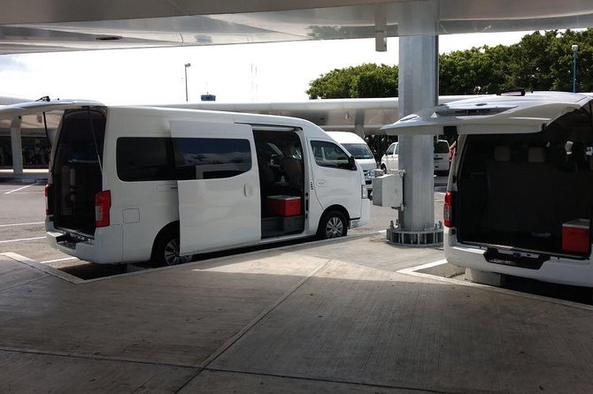 Airport Transfers to Puerto Morelos - Private van (ROUND TRIP) FLAT RATE - Meeting Your Driver Outside the Terminal