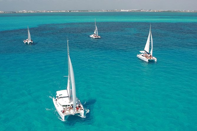 All Inclusive Caribbean adventure, reef snorkeling, Food & Drinks - Who should book this Isla Mujeres catamaran trip?