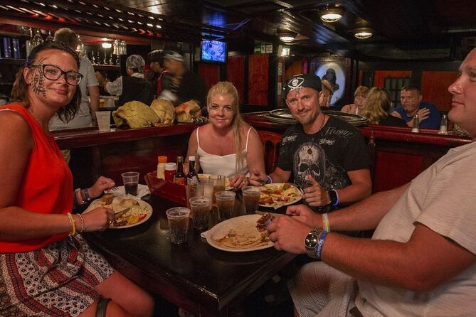Amazing pirate dinner in Cancun, you must be here! - What to wear and what not to bring