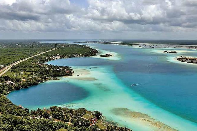 Bacalar - Lunch at Los Aluxes