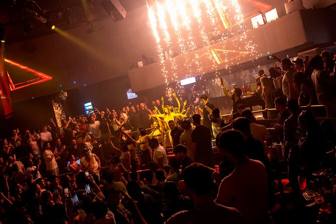 Bar Crawl Madness Tour in Cancun - Who will get the most from this experience