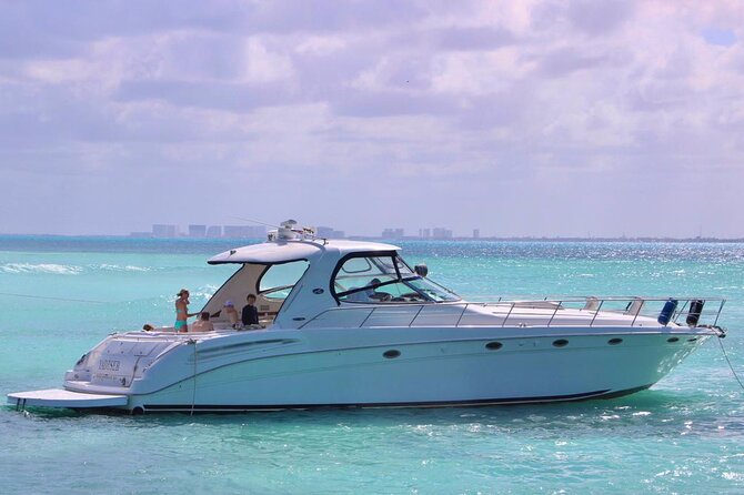 Beautiful SUNDANCER 60ft Private yacht / 18PAX 25P15 - Who will enjoy this yacht rental most