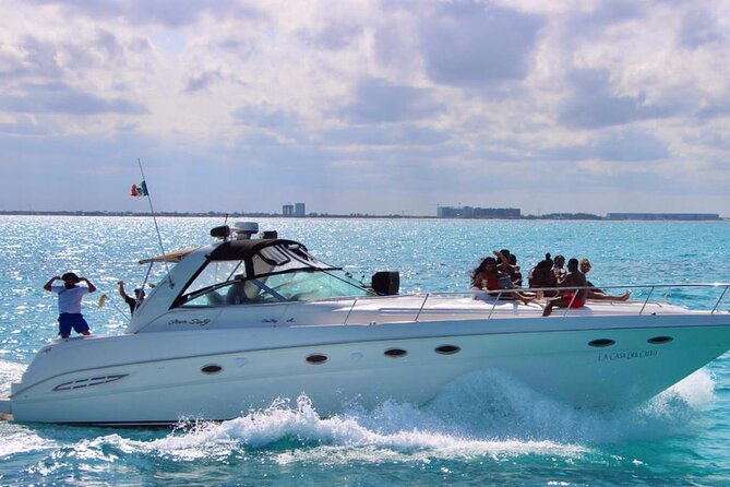 Beautiful Yacht SeaRay 48ft / 15PAX 25P16 - Swimming, snorkeling, and the fish