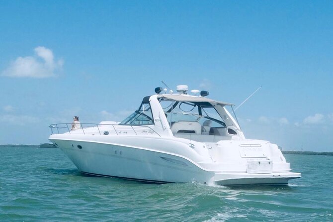 Beautiful Yacht SeaRay 48ft / 15PAX 25P16 - Your music, your pace, your group