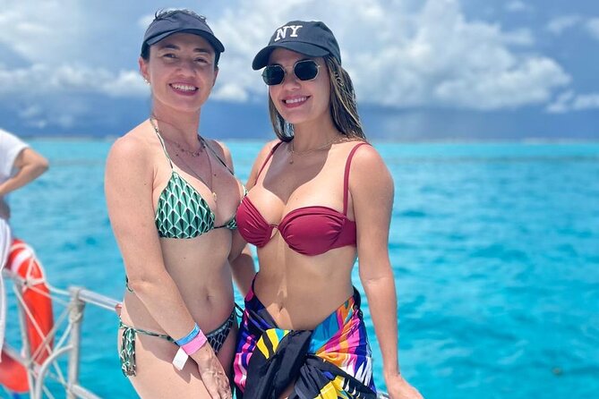 Best Catamaran Isla Mujeres tour with Open bar, lunch, snorkel - Setting sail from Cancun’s Hotel Zone