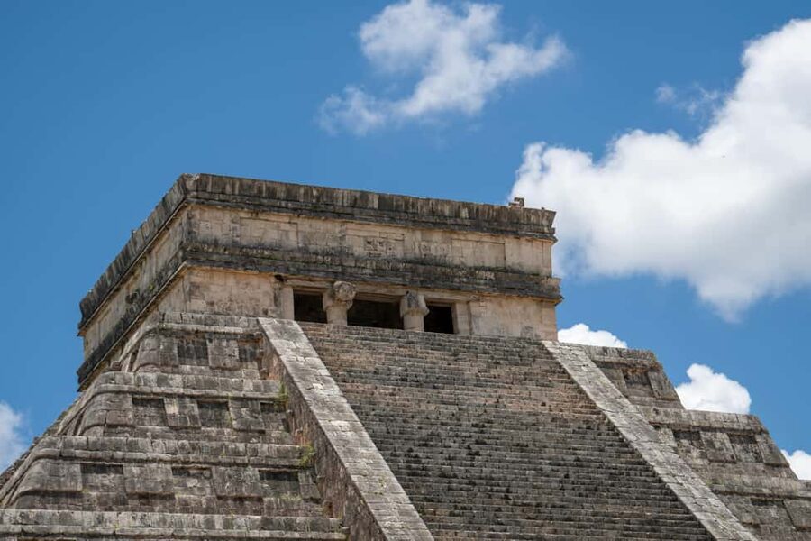 Cancun: access to Chichen Itza, Ek Balam, a Cenote, and Lunch - The bus ride: useful transport, limited scenery