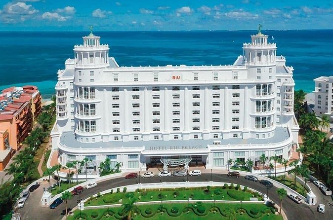 Cancun Airport and Hotel Riu Palace Las Americas Private Shuttle - Why the $75 group rate can work well