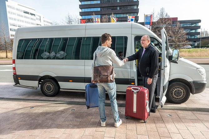 Cancun Airport Departure transfer from Hotel Zone, Puerto Juarez, Puerto Morelos - Who will get the most from this service?