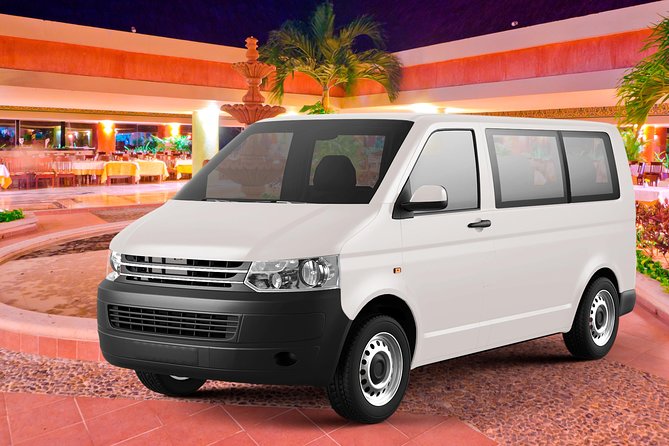 Cancun Airport-Hotel Shuttle Transportation - Who Should Book This Shared Shuttle