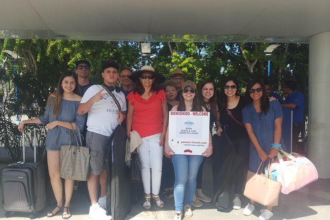 Cancun Airport private transfer to Cancun hotel zone - What happens after immigration, luggage, and customs