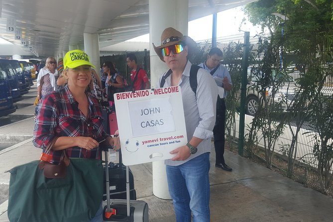 cancun airport shuttle - How the shared minivan works