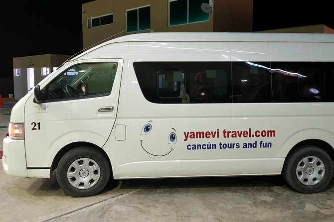 Cancun Airport Small-Group Transfer to Cancun Hotels - Hourly departures from 8 am to 5 pm