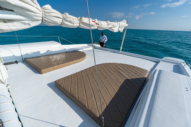 Cancun All Inclusive Catamaran Tour to Isla Mujeres - Spinnaker, Music, and the Party Finish
