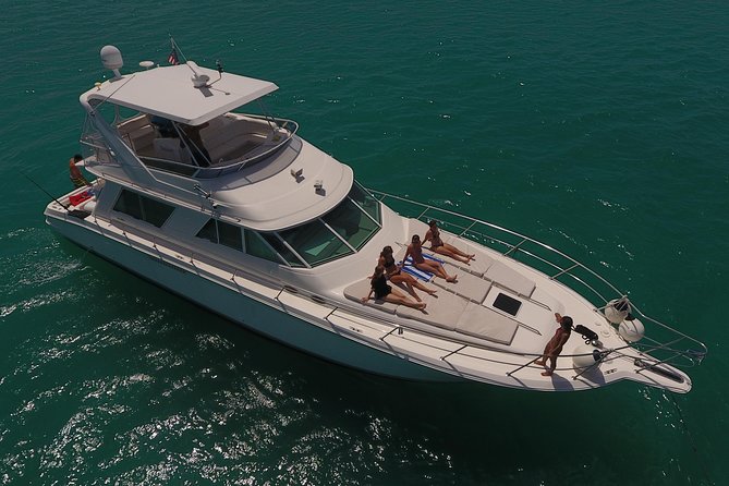 Cancun Boat Tour to Isla Mujeres on Luxury Yacht with Chef -SR55C - A Chef, Open Bar, and Lunch on the Water