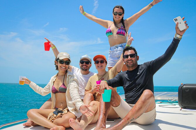 Cancun Catamaran: Isla Mujeres, Snorkeling, Drinks & Buffet Lunch - Practical details that affect your day