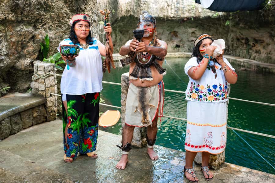 Cancun: Cenotes El Retoño entrance with transportation, lunch, and guided tour. - Who should book this cenote day?