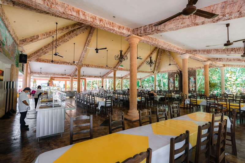Cancun: Chichen Itza & Yaxunah Ruins Private Tour & Cenote - Private transport changes the value equation