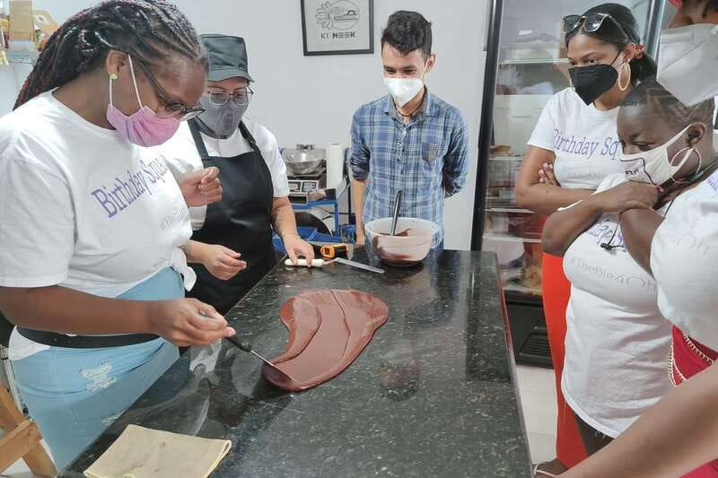 Cancún: Chocolate Making Class and Tasting with Chef - Getting to the Plaza Outlet meeting point