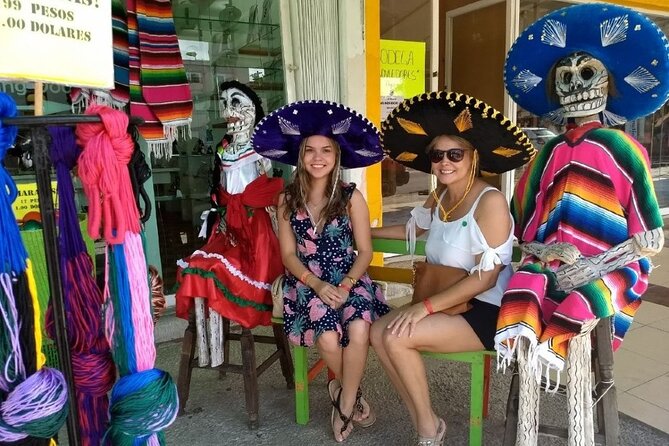 Cancun City Sightseeing and Shopping Tour on a Double Decker bus - The double-decker bus question matters