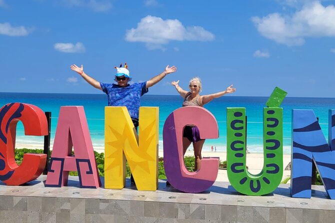 Cancun City Tour by Downtown and Turistic Hightlights on Open Bus - Boulevard Kukulcan and the Hotel Zone from an open bus