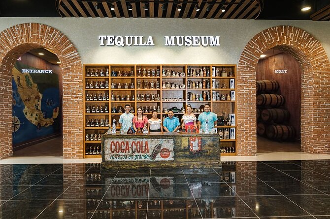 Cancun City Tour + El Meco Ruins Round Transportation - Plaza 28 and the practical side of downtown