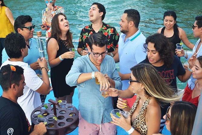 Cancun Dancer Cruise to Isla Mujeres with Snorkeling and Lunch - Isla Mujeres: a short taste of island life