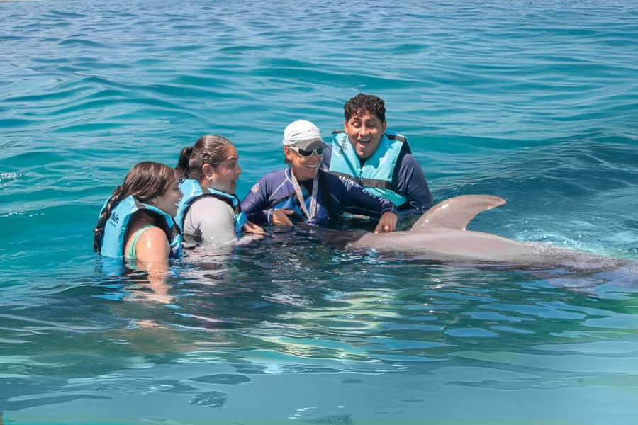 Cancun: Dolphin Swim and Garrafon Reef Park Tour with Buffet - Garrafon Reef Park after the dolphin session