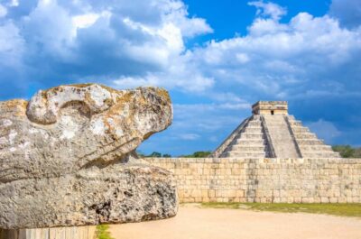 Exclusive sunrise at Chichen Itza, expert tour guide