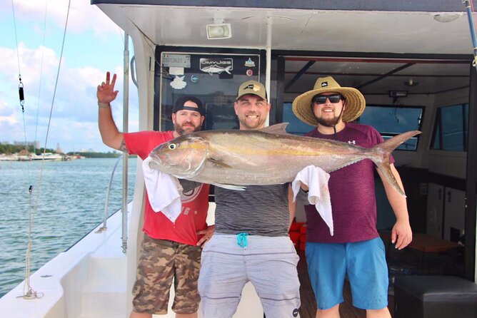 Cancun fishing charter if you don't fish you don't pay 46ft yacht 12pax 25P14 - Setting out from Cancun’s Hotel Zone