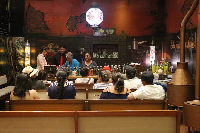 Cancun Guided Sightseeing, Shopping and Tasting Tour - International Jewelry Center: 75 minutes of shopping