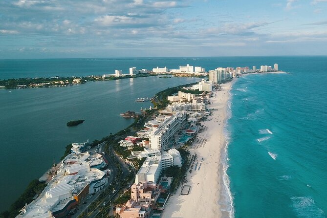 Cancun Guided Sightseeing SkyWheel, Letters and Shopping - Playa Delfines and the Cancun sign in 15 minutes
