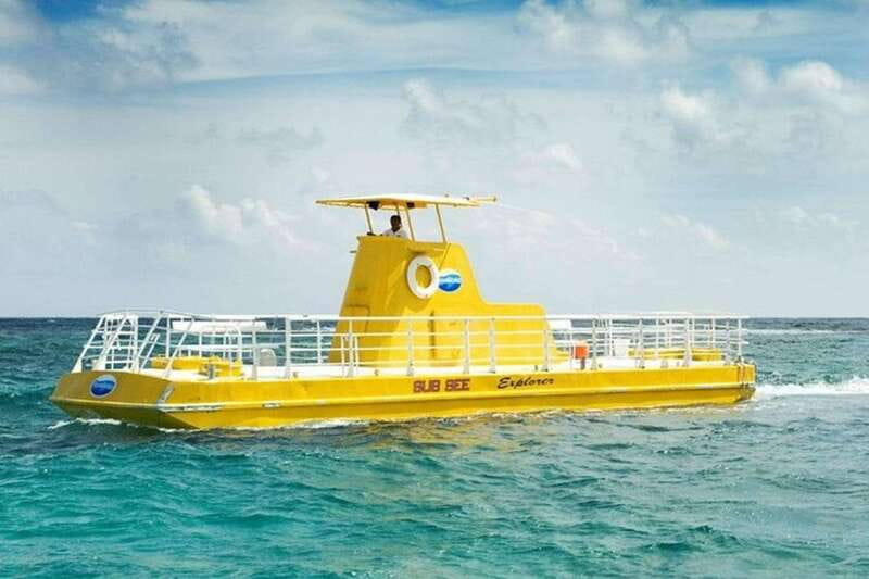 Cancún: Hop-on Hop-off Bus Tour with Submarine Trip - What Downtown adds to the day