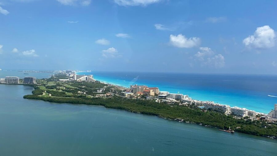 Cancun Hotel Zone: Panoramic Flight - Who will enjoy this flight most?