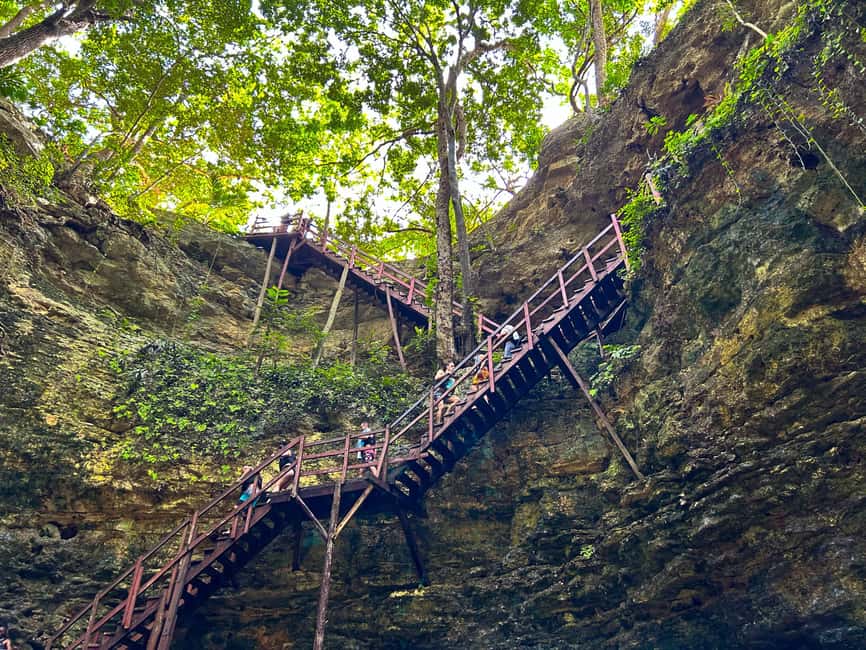 Cancun in its entirety: Chichen Itza ruins, cenote, and Valladolid - Guides, transport, and the pace of the day