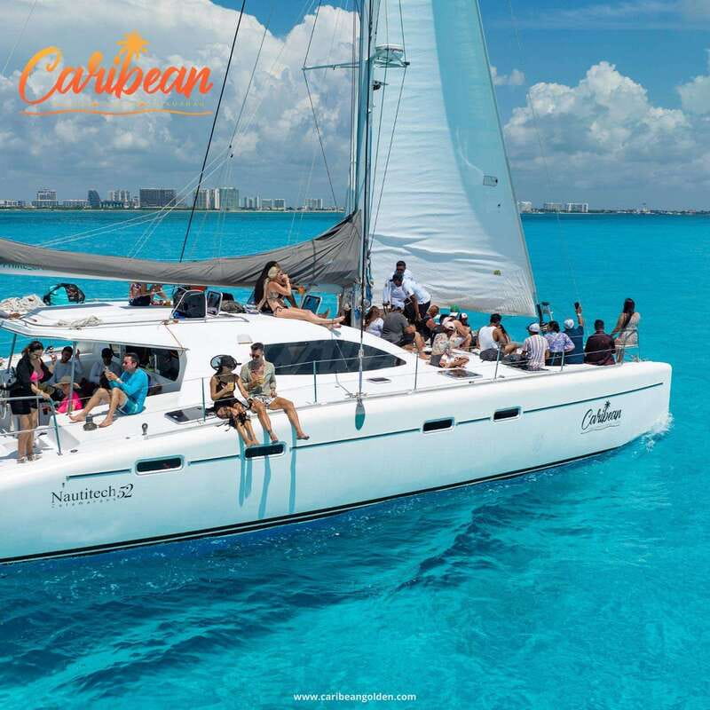 Cancun: Isla Mujeres Catamaran + Coco Bongo Show - The 30-minute snorkel stop at El Meco
