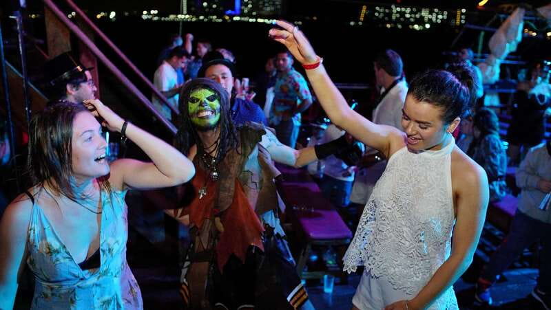 Cancún: Jolly Roger Pirate Dinner Cruise 2025 - Should You Book the Jolly Roger?