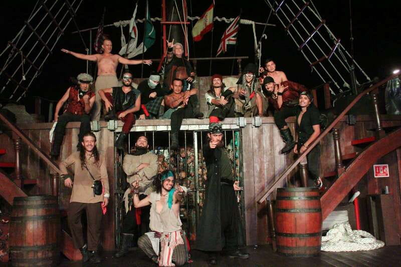 Cancún: Jolly Roger Pirate Dinner Cruise 2025 - Live Music Gets the Evening Moving