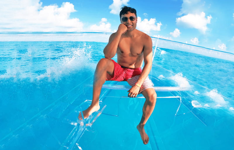 Cancún: Nichupté Lagoon Transparent Boat Tour with Drinks - The next 25 minutes: fish, turtles, and changing expectations